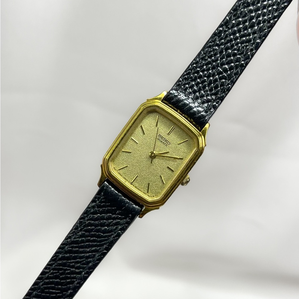 Seiko Tank Vintage for Woman (On trending)